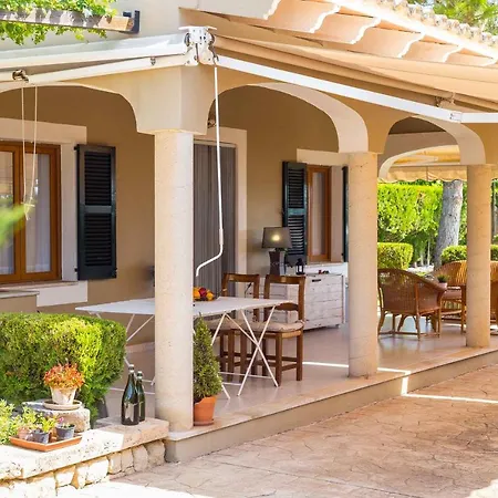 Son Macia Villa *